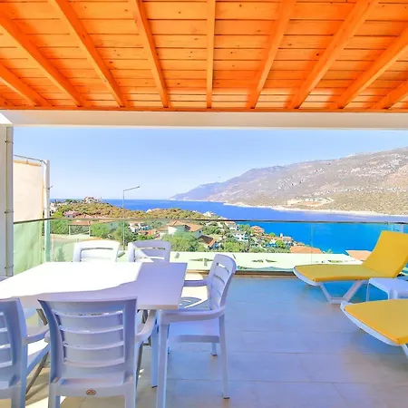 Blue Sea View Peninsula