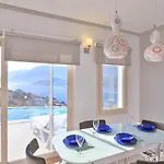 Blue Sea View Peninsula 카스