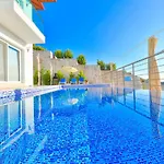 빌라 Blue Sea View Peninsula *