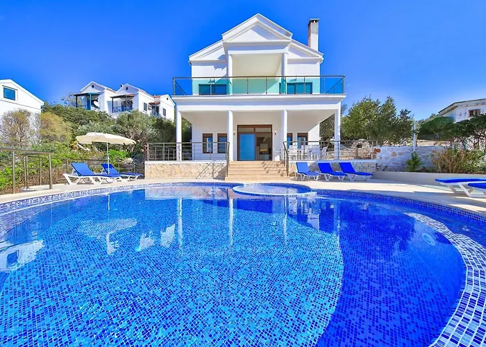 Blue Sea View Peninsula Villa
